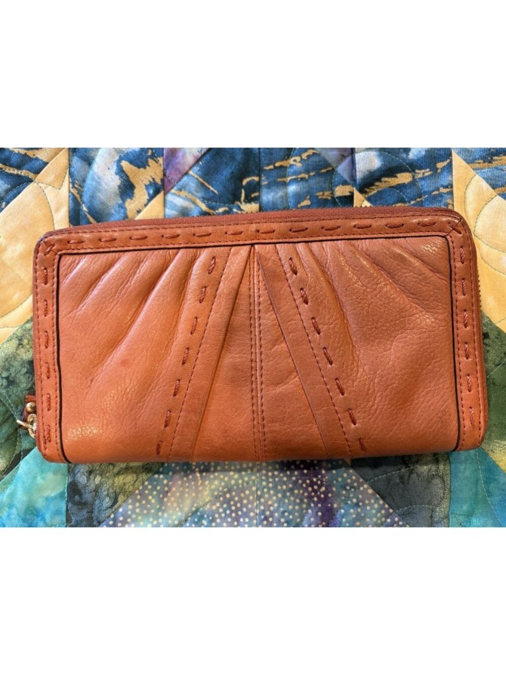B. Makowsky Women’s Wallet Orange Solid Zip-Around Zipper Stitching Credit Card